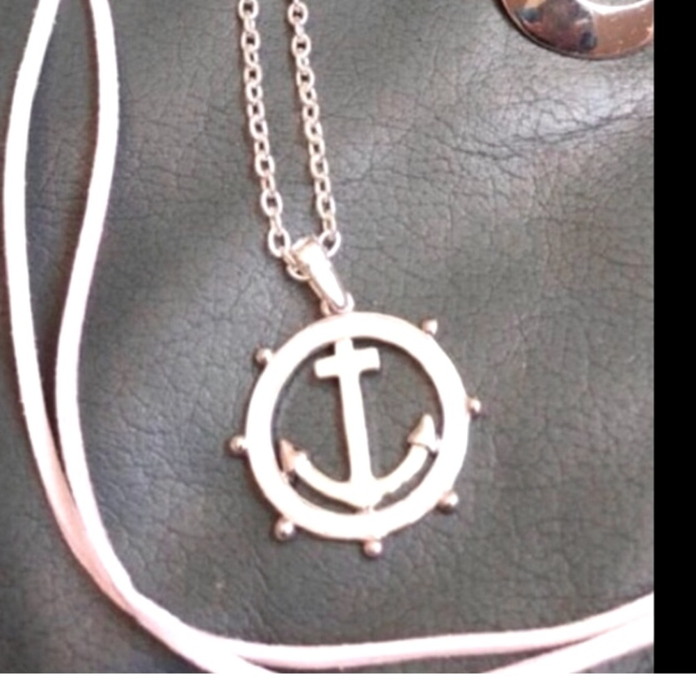 Nautical necklace Anchor Pendant Necklace NWOT